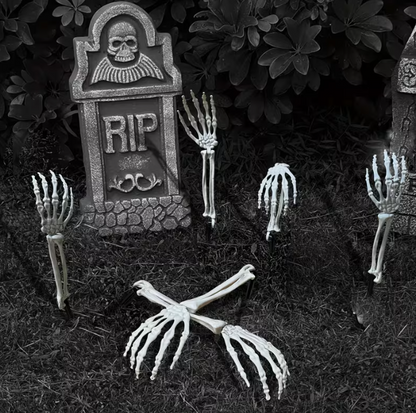 2/6pcs Halloween Decorations